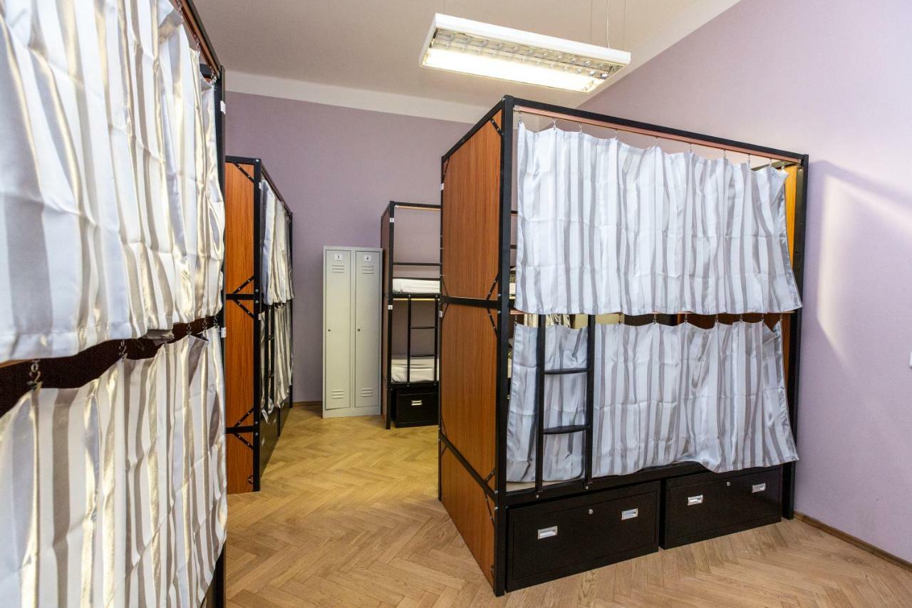 St Nicholas Hostel Praha